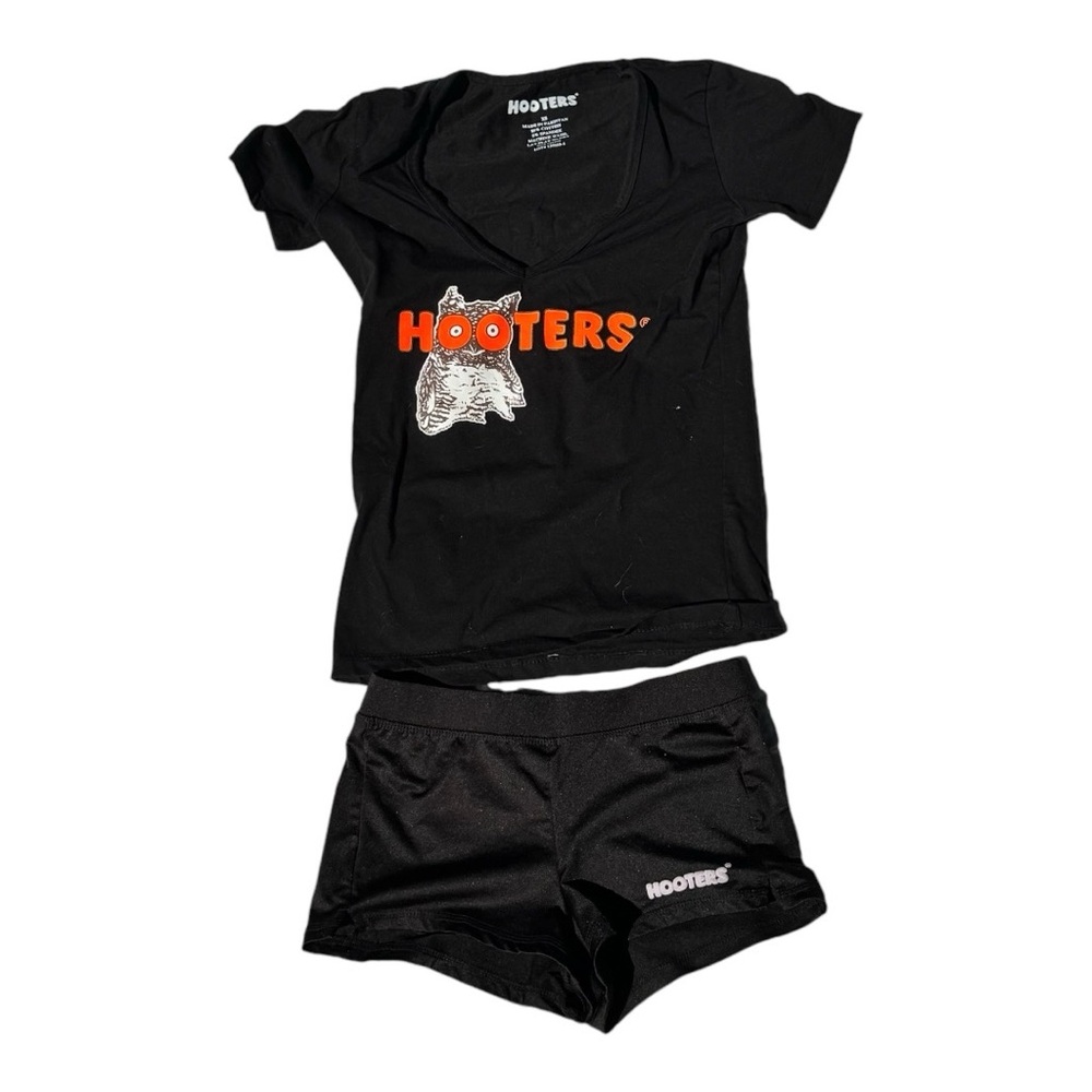 BLACK HOOTERS UNIFORM